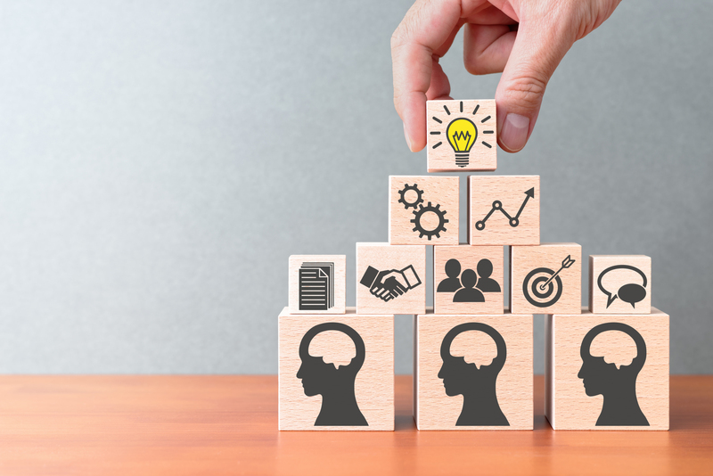 売り込まないのに選ばれる理由｜エレベーターピッチ×ゴールデンサークルで武器を作る方法